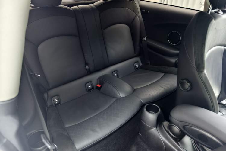 Used  MINI 2019 1.5T COOPER Artist
