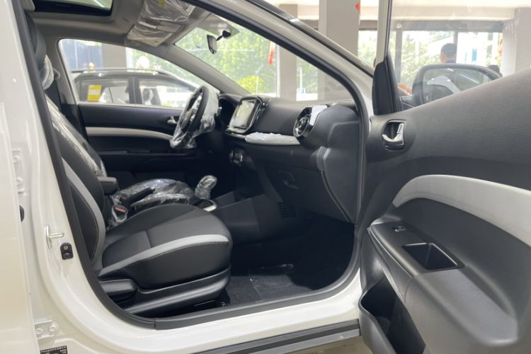 Used Kia Stonic 2021 1.4L CVT Sunroof Model
