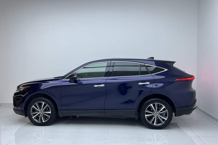 Used Toyota Harrier 2023 2.0L CVT Two-Wheel Drive Luxury Edition
