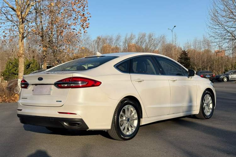 Used Ford Mondeo 2018 EcoBoost 180 Smart Control Fashion Model China V Standard