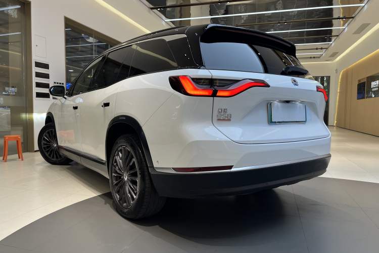 Used Nio ES8 2020 415 km Range 6-Seater Version
