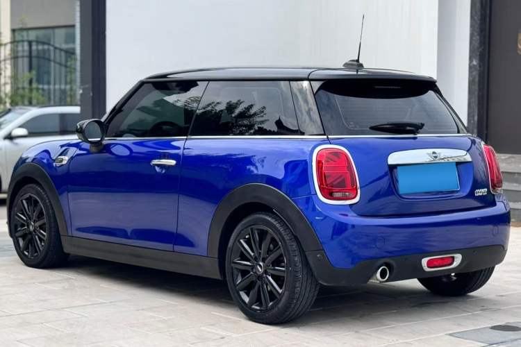 Used  MINI 2019 1.5T COOPER Classic Edition
