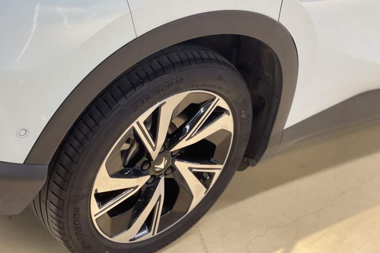 Used ARCFOX Alpha T5 2024 520 MAX
