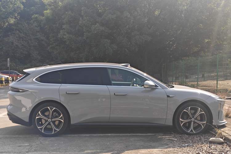 Used Nio ET5T 2024 75kWh Touring
