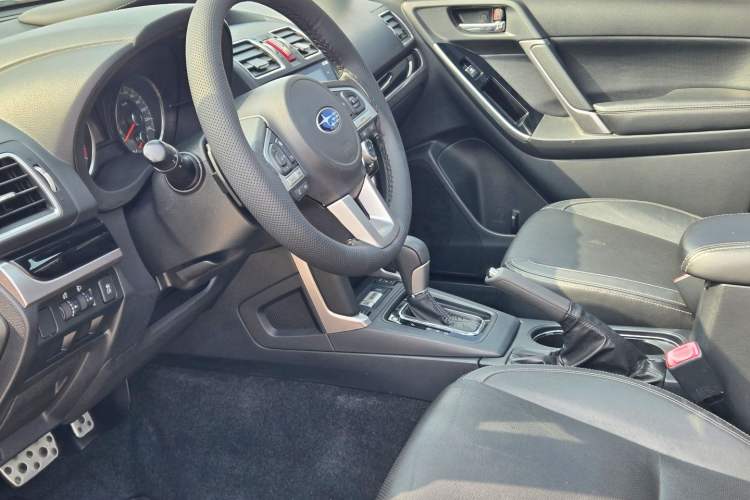 Used Subaru Forester 2016 2.0i Fashion Navigation Edition
