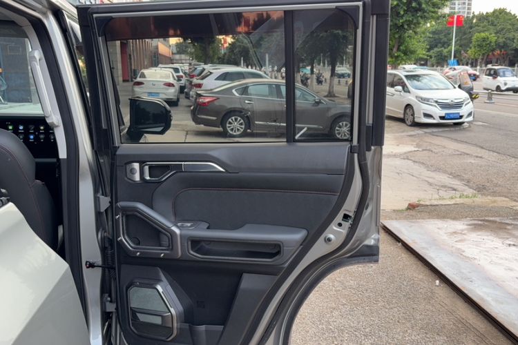 Used Jetour Traveler 2023 2.0T All-Wheel-Drive CrossPRO
