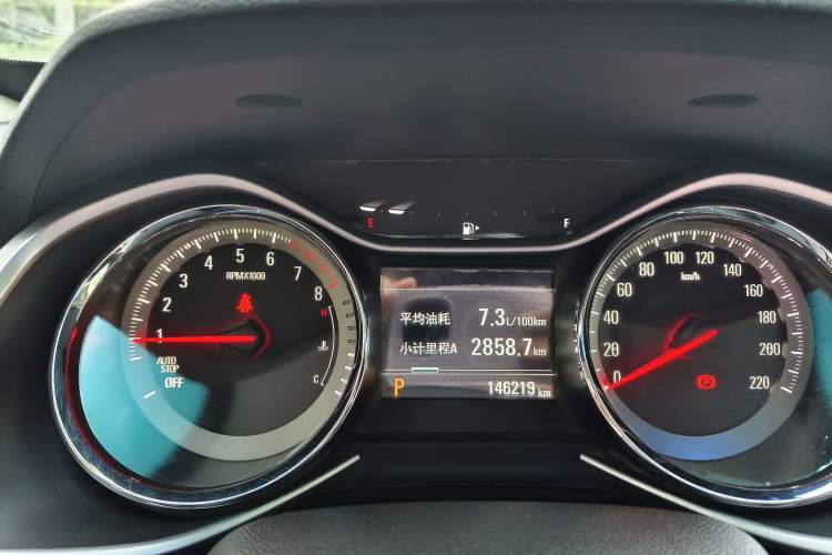 Used Chevrolet Orlando 2019 Redline 530T Automatic Enjoyment Version (5+2 Seating) China VI
