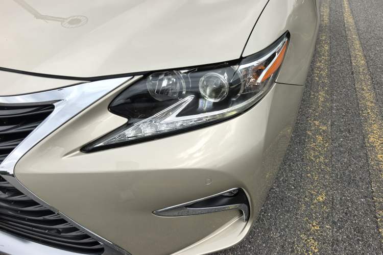 Used Lexus ES 2015 200 Elite Edition
