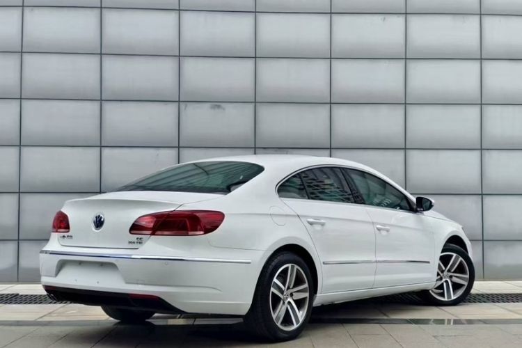 Used Volkswagen FAW-Volkswagen CC 2016 1.8TSI Prestige Model
