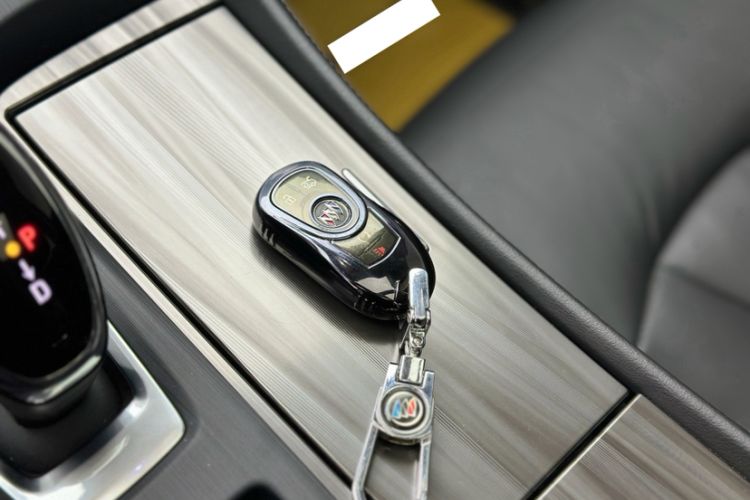 Used Buick LaCrosse 2022 552T Luxury Version
