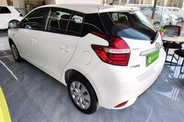 Used Toyota YARiS L 2019 1.5E CVT Dynamic Edition China VI compliant

