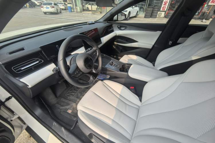 Used BYD Seal 06 New Energy 2025 DM-i Smart Drive 80KM Luxury Model
