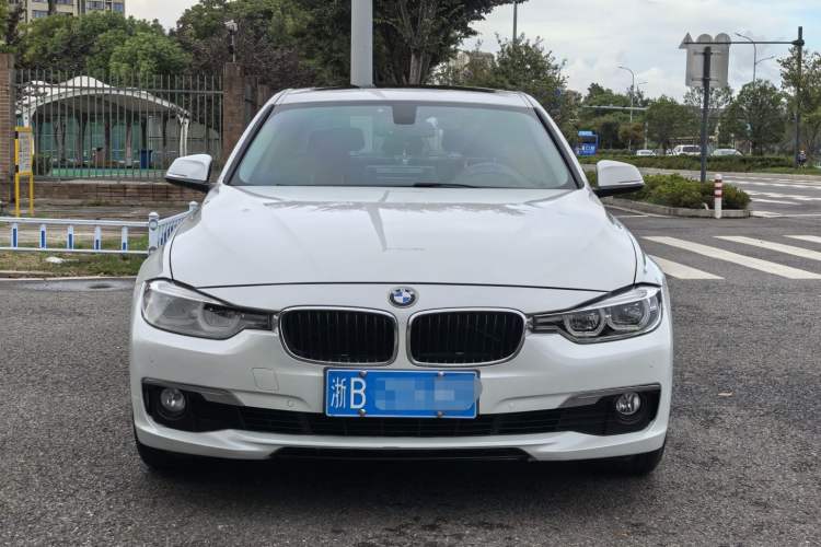 Used BMW 3 Series 2017 320Li Fashion Model
