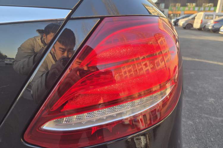 Used Mercedes-Benz E-Class 2017 E 200 L 4MATIC