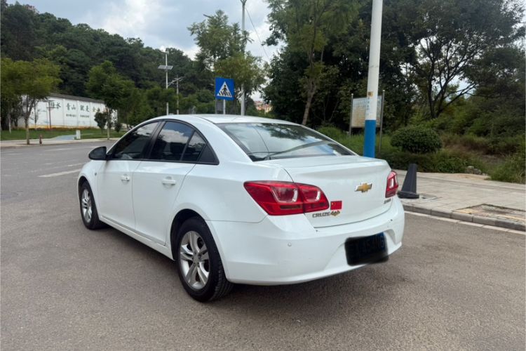 Used Chevrolet Cruze 2015 1.5L Classic SE MT