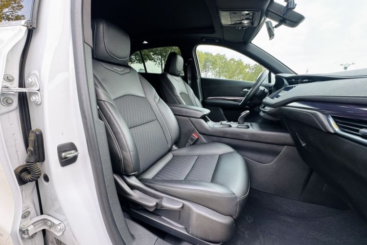 Used Cadillac XT4 2021 28T Two-Wheel Drive Tech Edition
