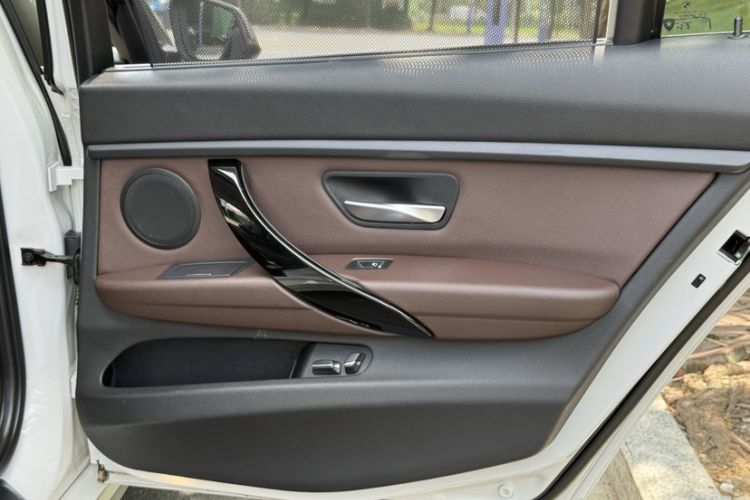 Used BMW 3 Series 2018 320Li Fashion Model
