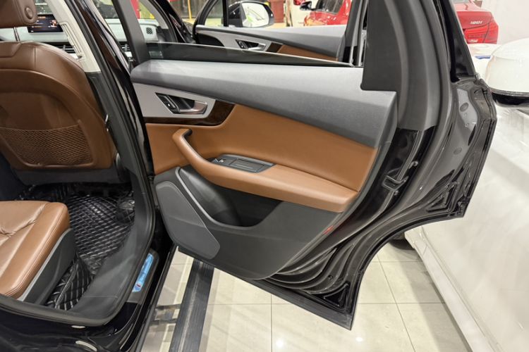 Used Audi Q7 2016 45 TFSI Technology Edition
