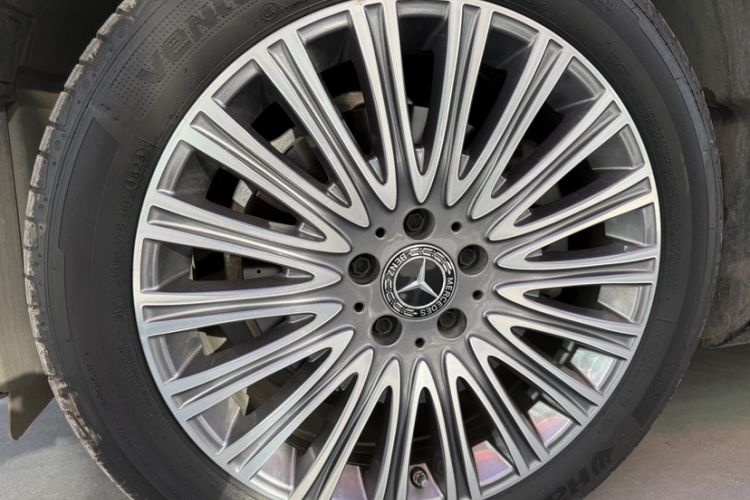 Used Mercedes-Benz E-Class 2023 Updated E 300 L Fashion Edition
