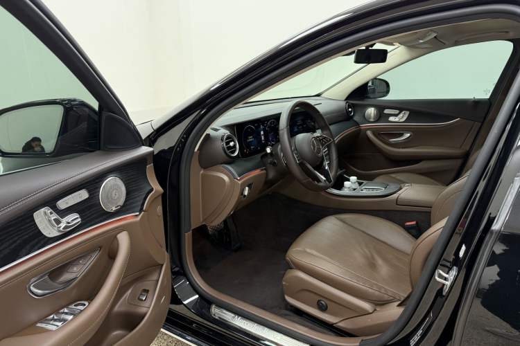 Used Mercedes-Benz E-Class 2022 Revised Version E 300 L Luxury Edition

