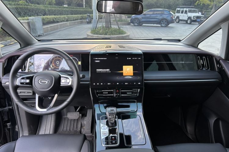 Used GAC Trumpchi M8 2024 Master Series 400T Prestige Edition
