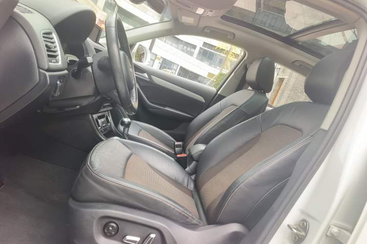 Used Audi Q3 2017 30 TFSI Fashion Model
