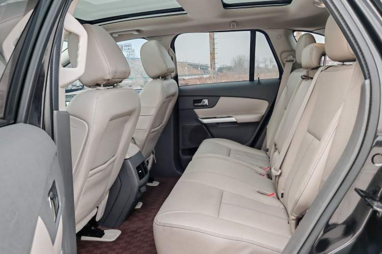 Used Ford Edge 2012 2.0T Elite Sunroof Edition
