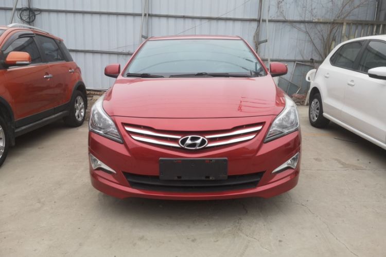 Used Hyundai Verna Ray 2014 1.4L Automatic GLX
