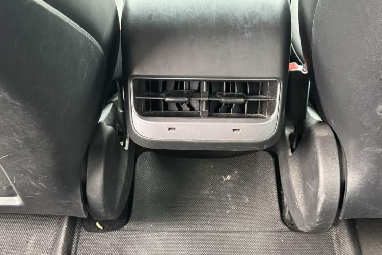 Used Tesla Model 3 2019 Standard Range Rear-Drive Upgraded Version
