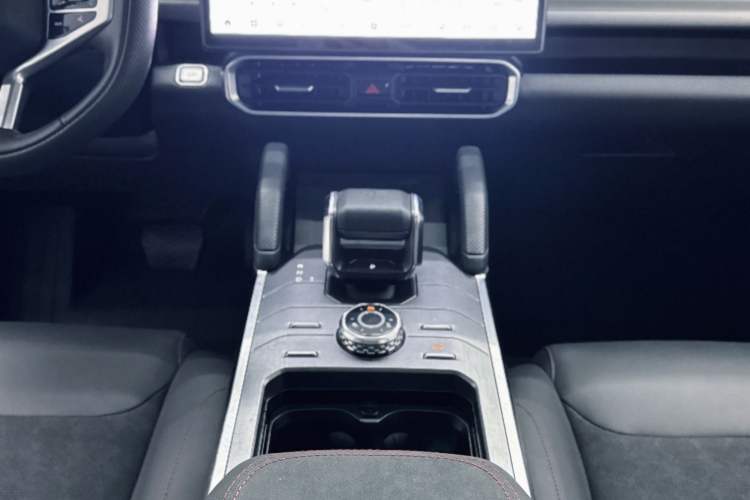 Used Jetour Traveler 2023 1.5T Two-Wheel Drive Discovery PRO
