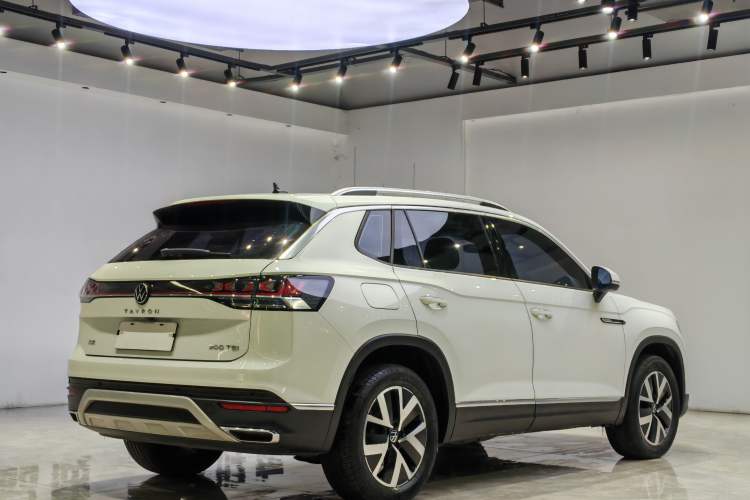 Used Volkswagen Tayron 2024 300TSI Two-Wheel-Drive Luxury Plus Advanced Version
