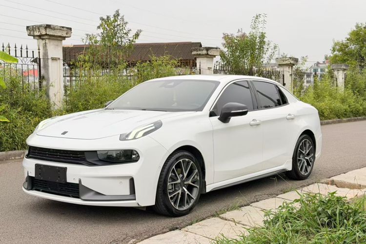 Used Lynk & Co 03 2019 2.0TD Automatic Jing Pro Edition
