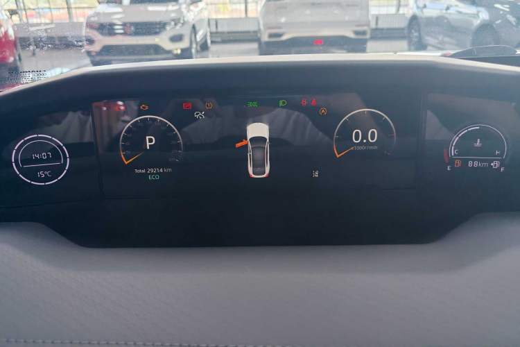 Used Changan UNI-V 2022 1.5T Prestige Version
