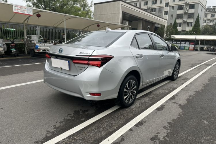Used Toyota Corolla 2016 Dual-Engine 1.8L E-CVT Elite Edition
