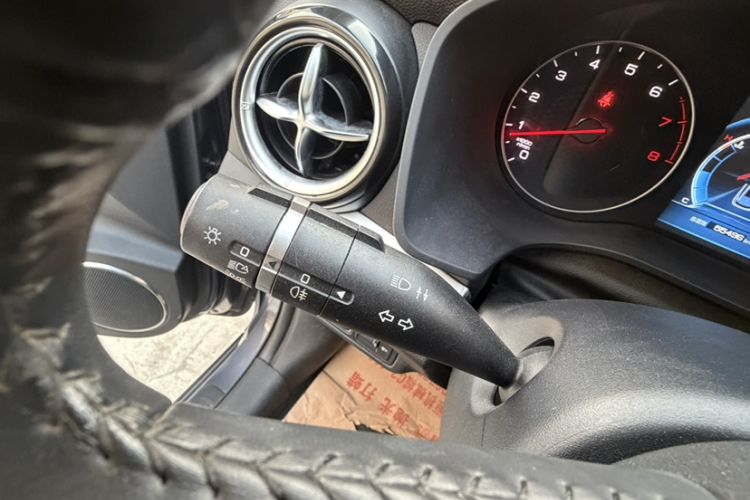 Used BYD Song 2021 Classic Edition 1.5T Manual Luxury Model
