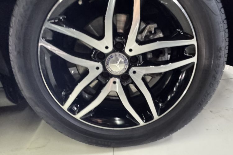 Used Mercedes-Benz GLA 2015 GLA 200 Fashion Model
