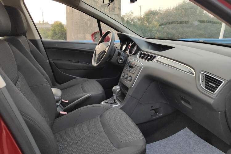 Used Peugeot 308 2014 Enjoy Edition Classic 1.6L Automatic Premium Model
