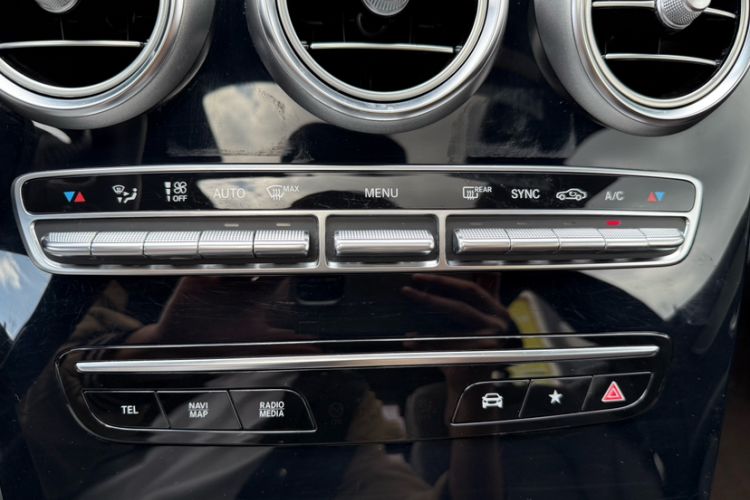 Used Mercedes-Benz GLC 2020 GLC 260 L 4MATIC Dynamic Model
