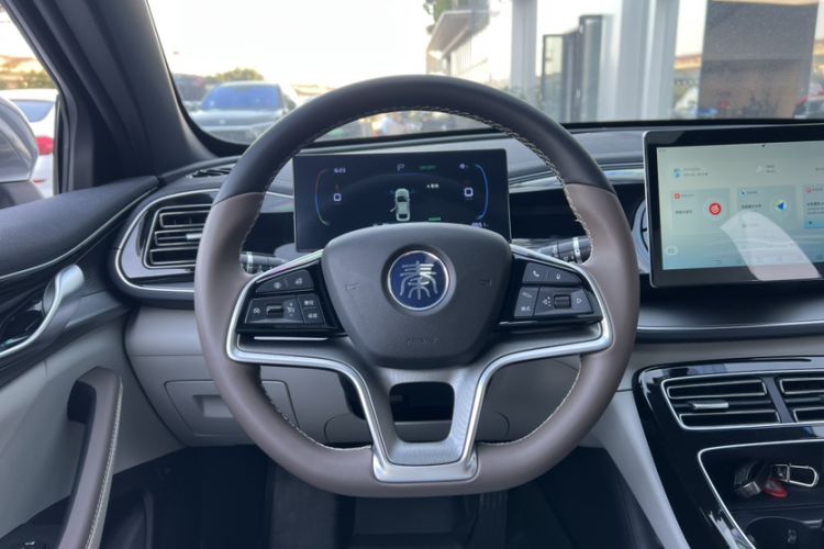 Used BYD Qin PLUS 2023 Champion Edition EV 510KM Beyond Model
