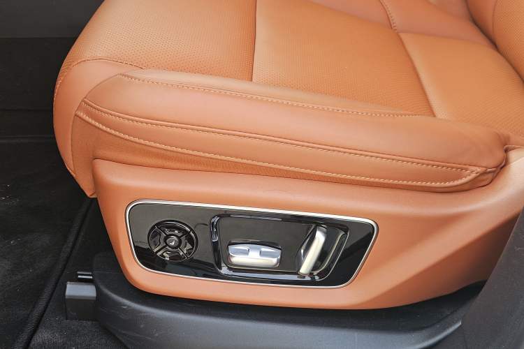 Used Li Auto L7 2023 Pro Model
