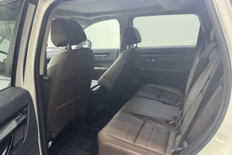 Used Honda CR-V 2023 240TURBO Two-Wheel Drive Deluxe Edition 7 Seats
