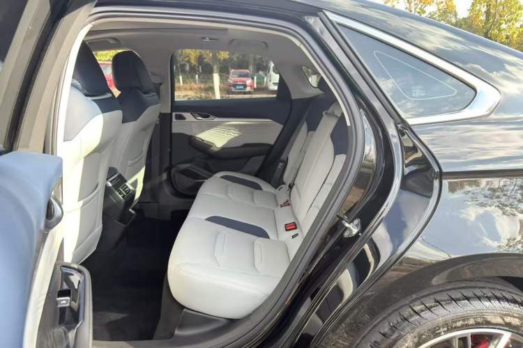 Used Geely Auto Preface 2023 2.0TD Prestige Version
