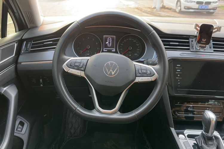 Used Volkswagen Magotan 2020 280TSI DSG Leading Edition
