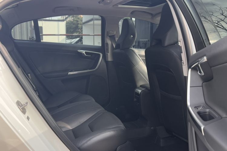 Used Volvo S60 2019 S60L T3 Intelligent Upgrade Edition
