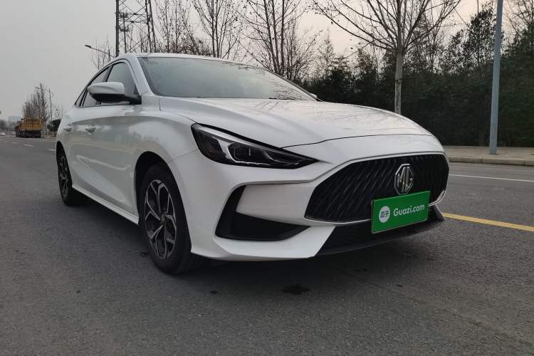 Used MG 5 2021 180 DVVT CVT Youth Luxury Edition
