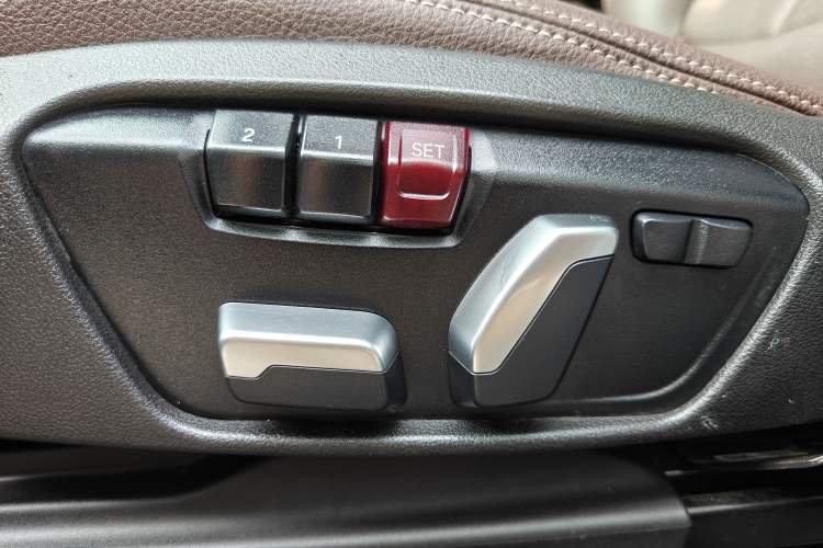 Used BMW X1 2021 sDrive25Li Leading Model
