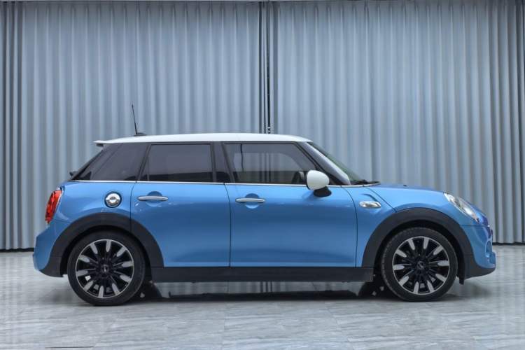 Used  MINI 2015 2.0T COOPER S Five-Door Edition