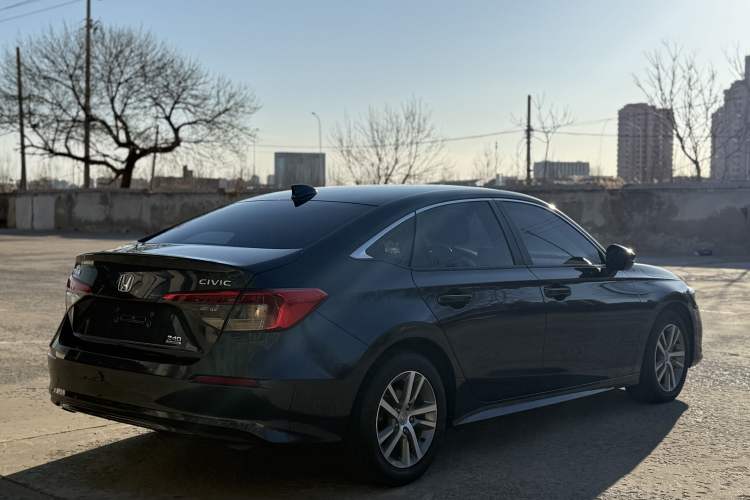 Used Honda Civic 2023 240TURBO CVT Dynamic Edition
