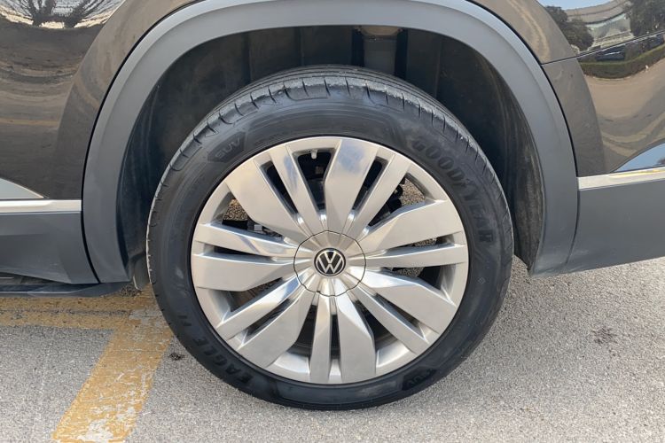 Used Volkswagen Teramont 2024 380TSI Four-Wheel Drive Longxiang Edition
