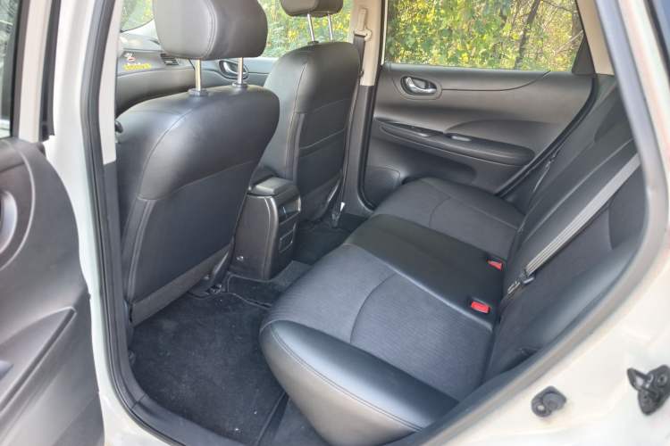 Used Nissan Tiida 2014 1.6L Manual Smart Model
